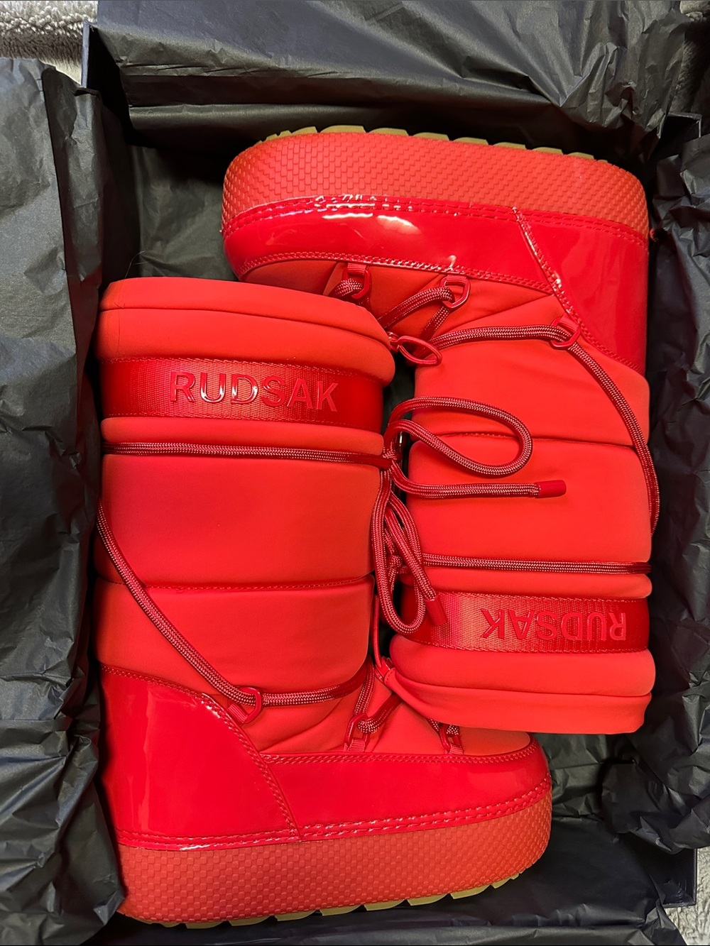 New RUDSAK Bold Red Moon Patent leather Insulated Winter Boots 38 39